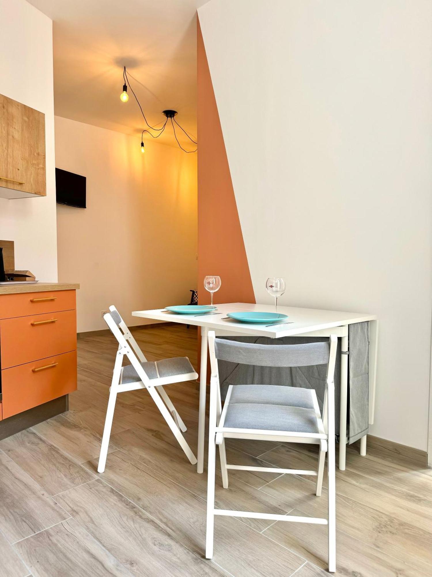 Appartement Secteur Gare Et Place De La Comedie, Wifi & Climatisation Монпелье Экстерьер фото