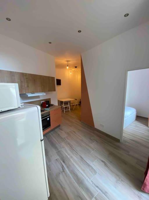 Appartement Secteur Gare Et Place De La Comedie, Wifi & Climatisation Монпелье Экстерьер фото