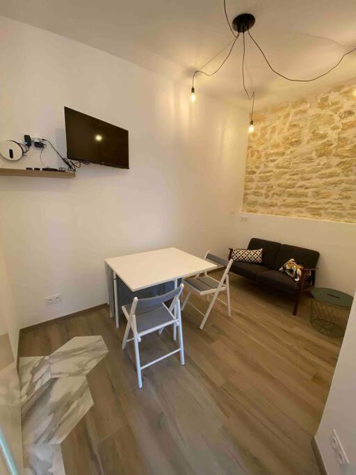 Appartement Secteur Gare Et Place De La Comedie, Wifi & Climatisation Монпелье Экстерьер фото